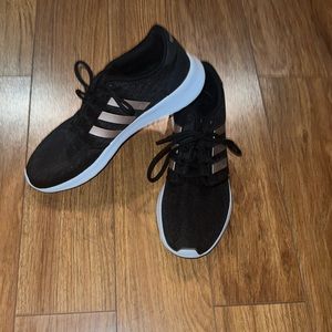 Adidas Cloud Foam Sneakers